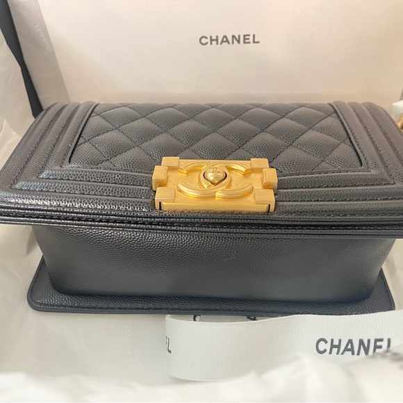 Chanel Small Caviar Black Leather Boybag - Picture 7 of 11